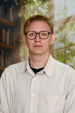 Иост Владимир Владимирович